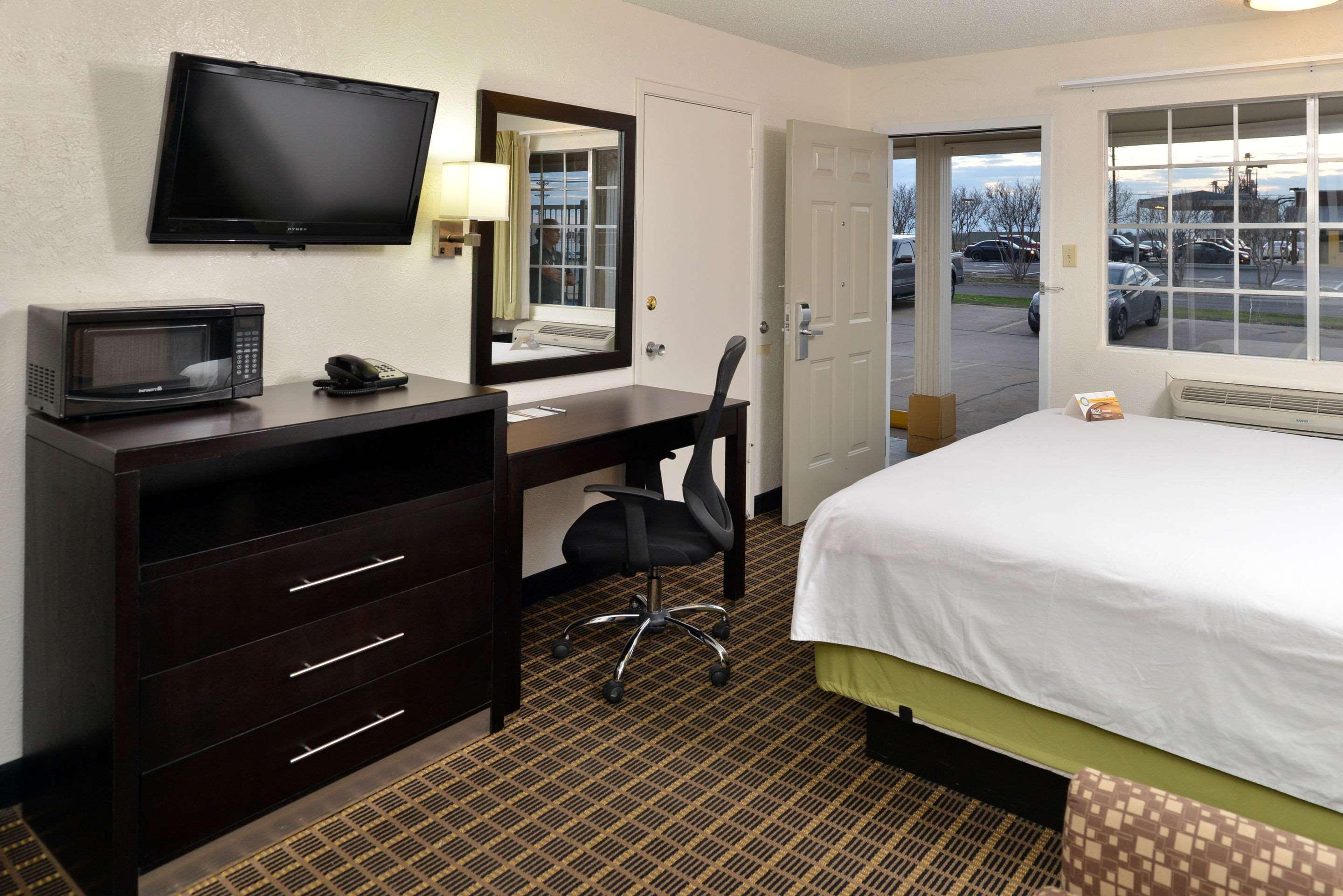 Quality Inn Gonzales Exterior photo